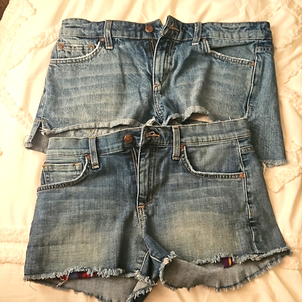 2 pairs of Blue color shorts